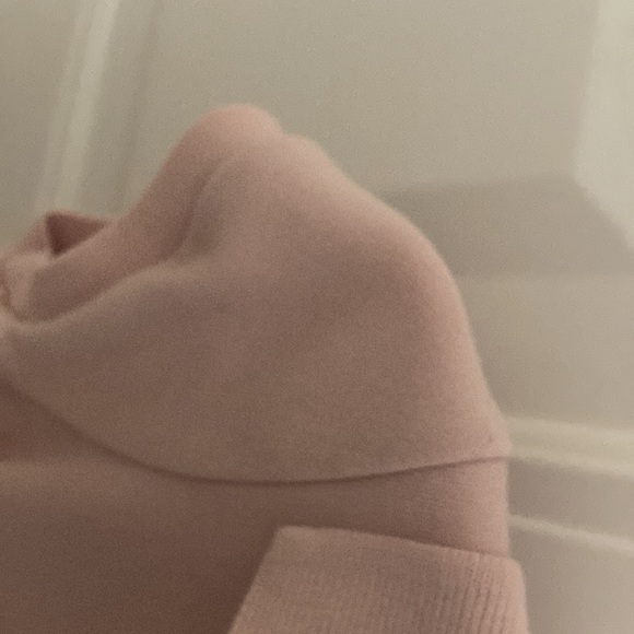 Pink Polo !! - Picture 3 of 4